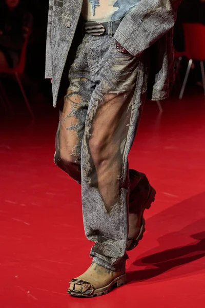 Look 23